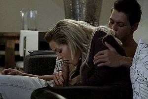 欧日美韩较小处女破处精品