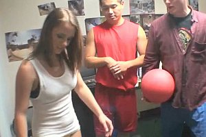 沢井芽衣黑人a∨在线观看