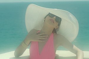 japan白嫩丰满人妻vi