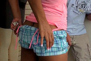 殴美黑人性爱潮喷